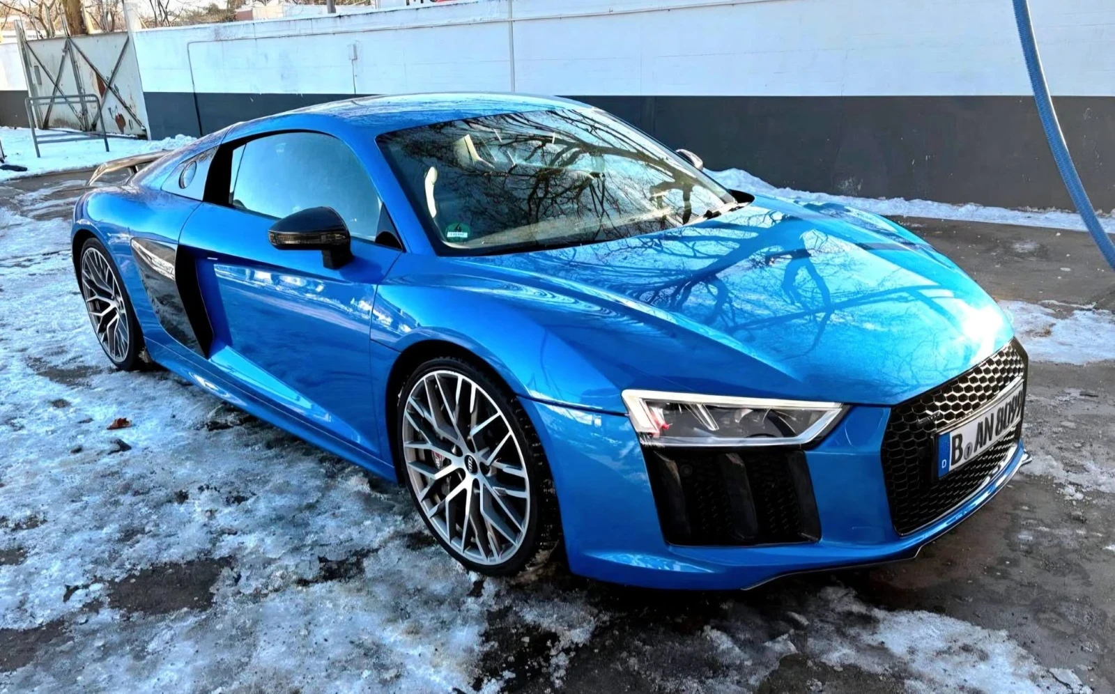 Audi R8 5.2 V10 QUATTRO ОЧАКВАН ВНОС CARBON ЛИЗИНГ 100%, снимка 1
