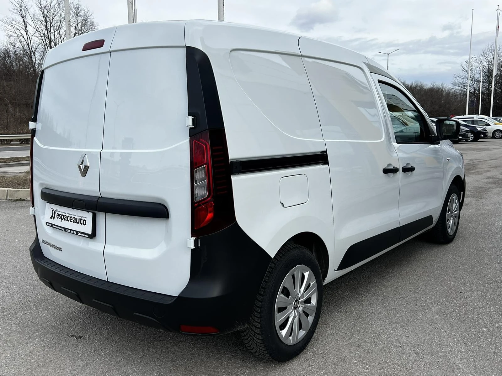 Renault Express 1.5 dCi / 75 к.с. / ЧИСТО НОВ В ГАРАНЦИЯ - изображение 5