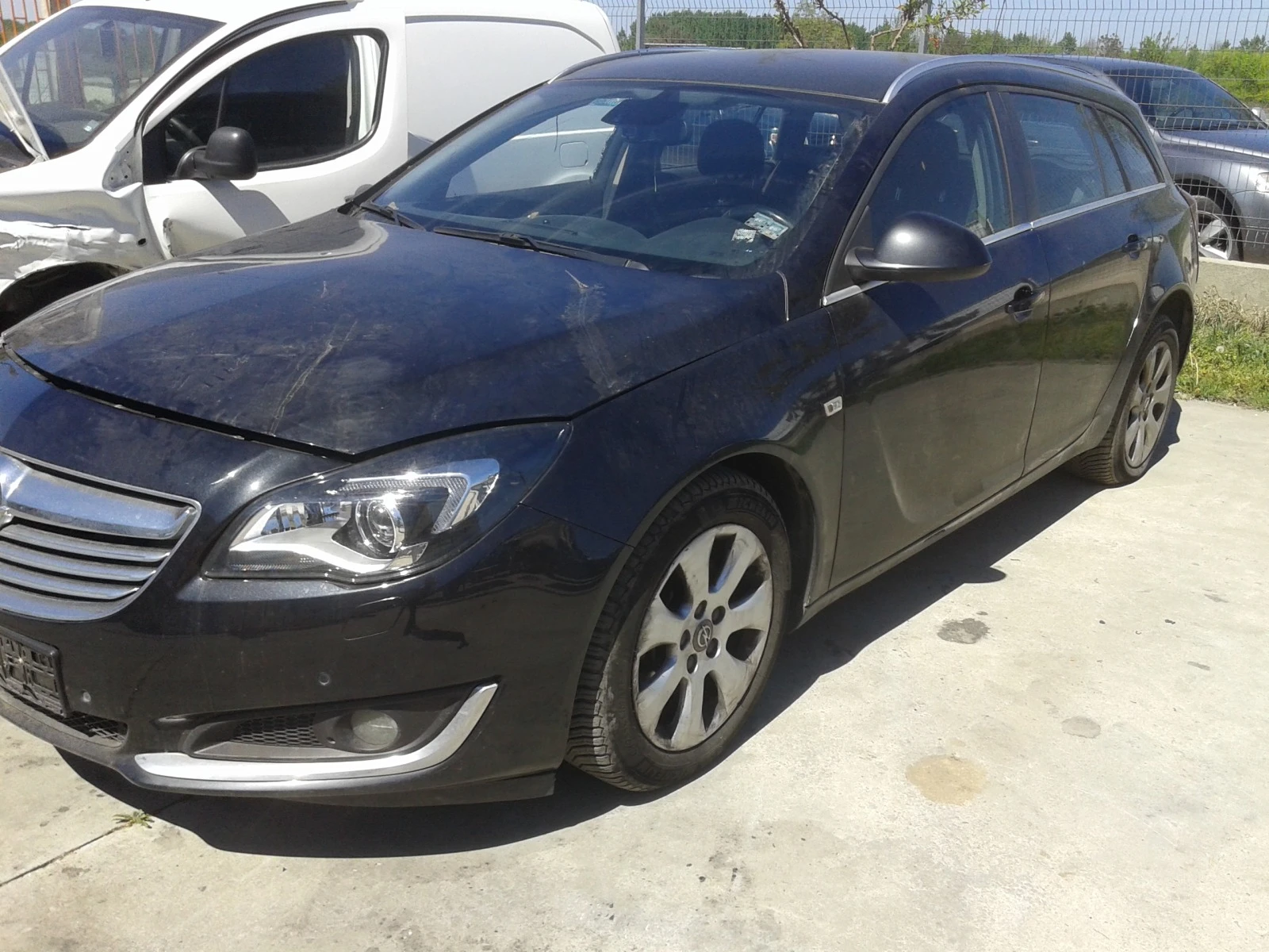 Opel Insignia 2.0д - [1] 