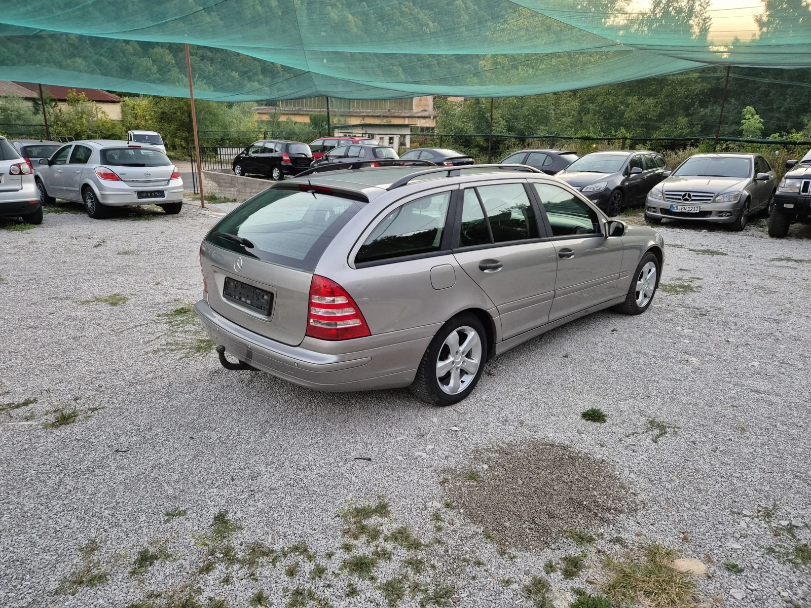 Mercedes-Benz C 200 ТОП АВТОМАТИК - изображение 3