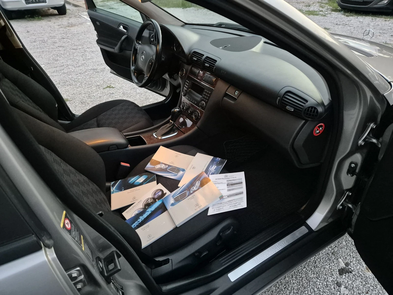 Mercedes-Benz C 200   | Mobile.bg   13