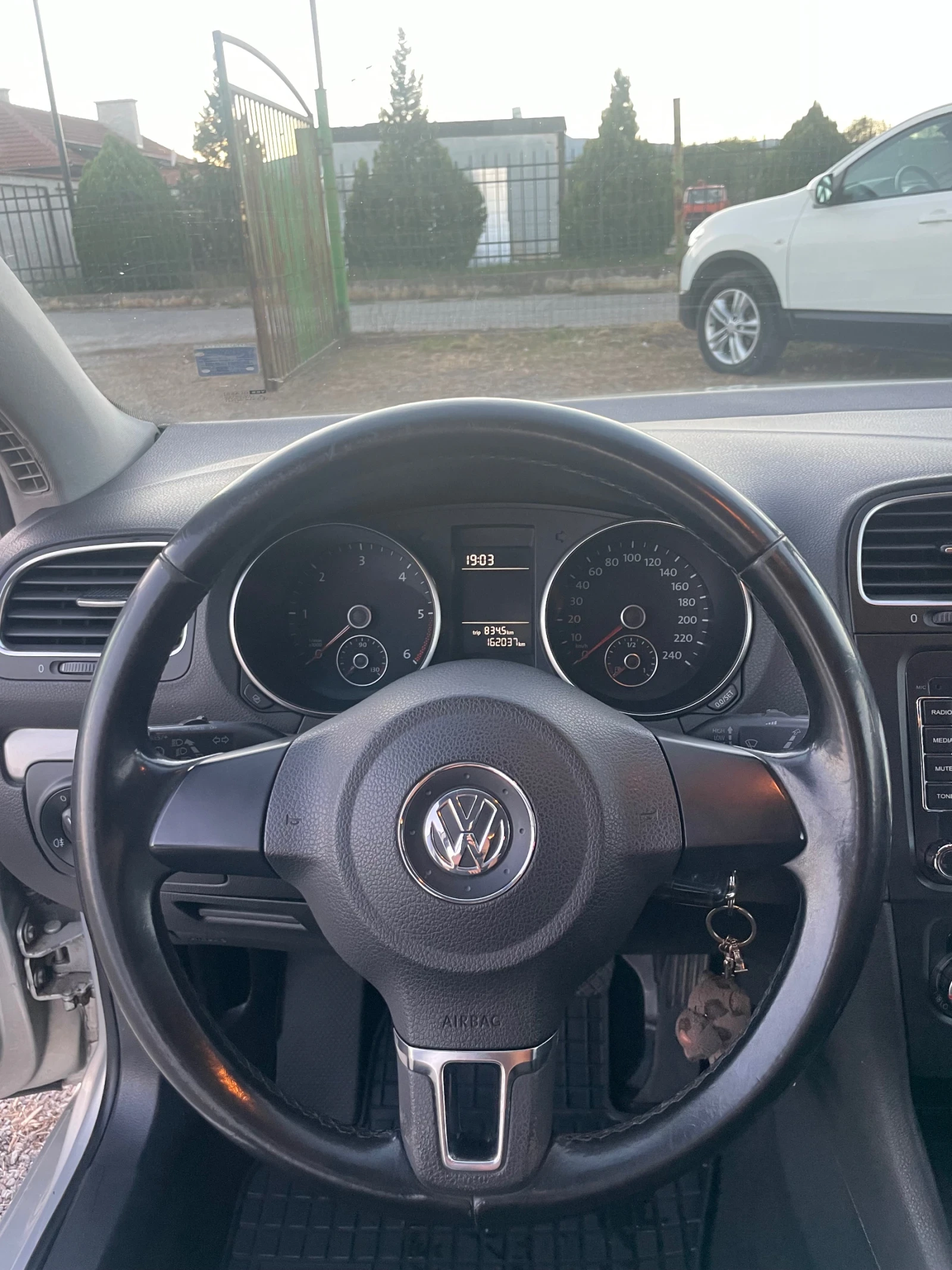 VW Golf 2.0 110hp - изображение 9