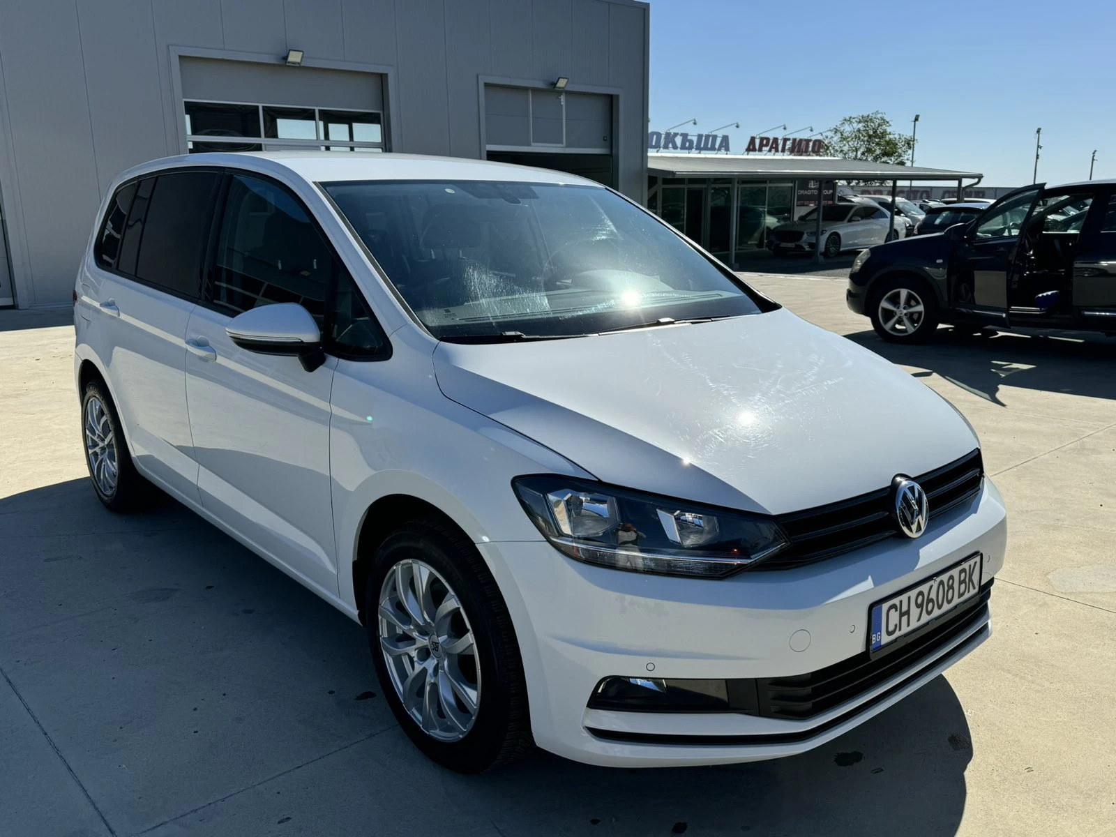 VW Touran 2.0 150ps DSG Partronic ПЕРФЕКТЕН - изображение 7