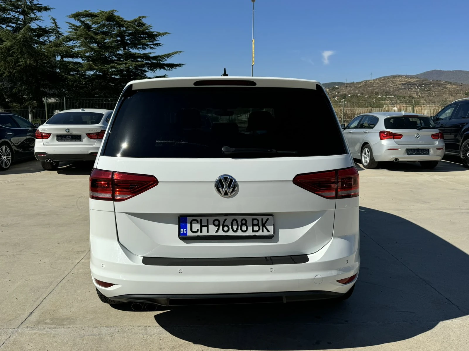 VW Touran 2.0 150ps DSG Partronic ПЕРФЕКТЕН - изображение 4