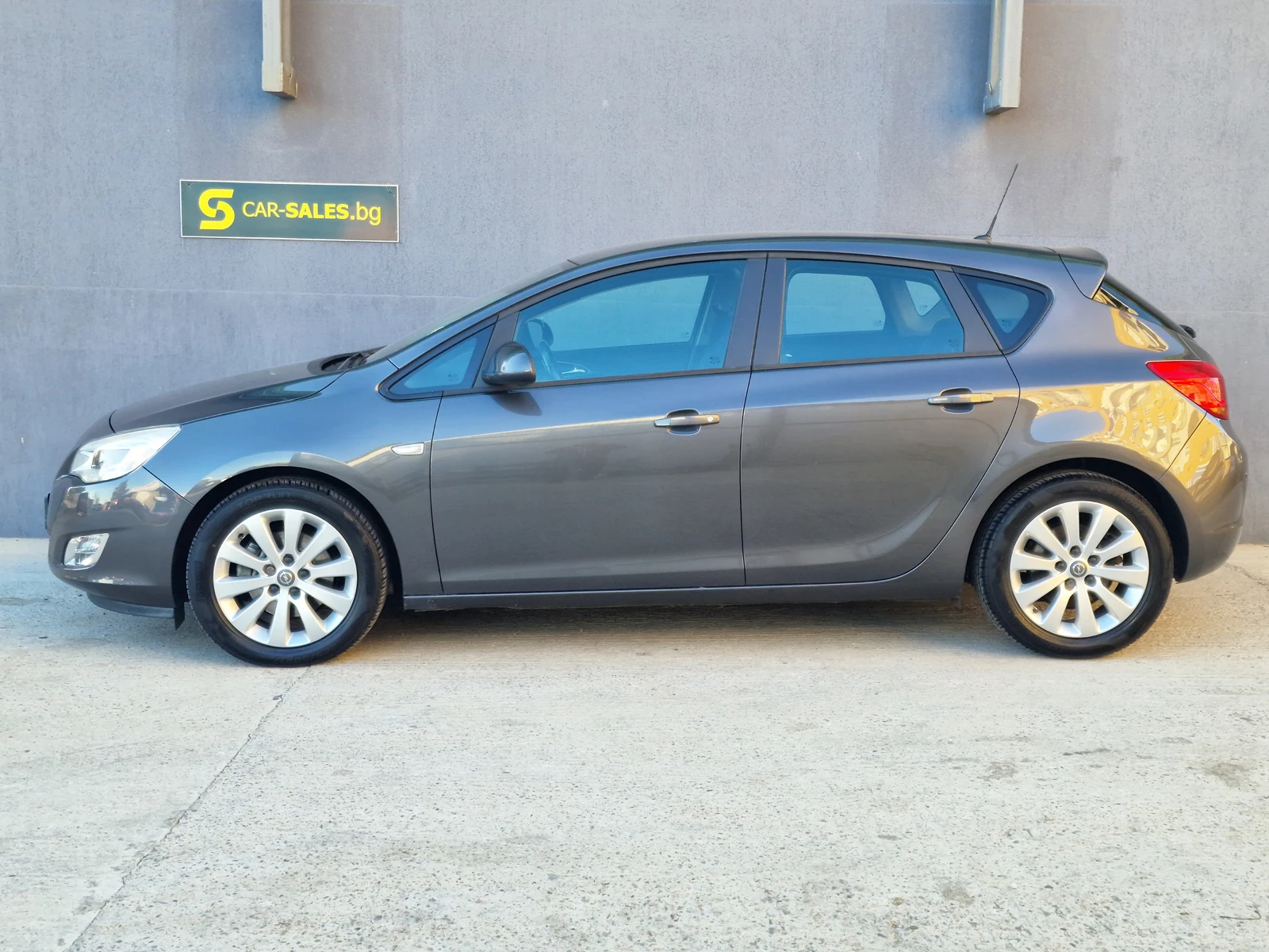 Opel Astra 1.7 CDTi ОТ БЪЛГАРИЯ - изображение 5