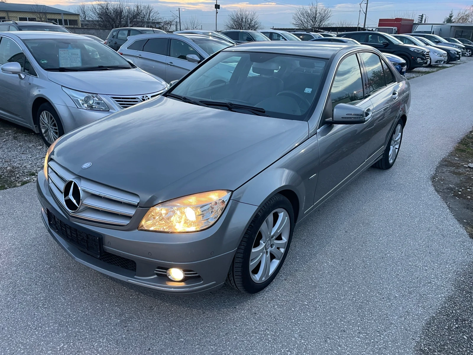 Mercedes-Benz C 180 Navi Full - [1] 