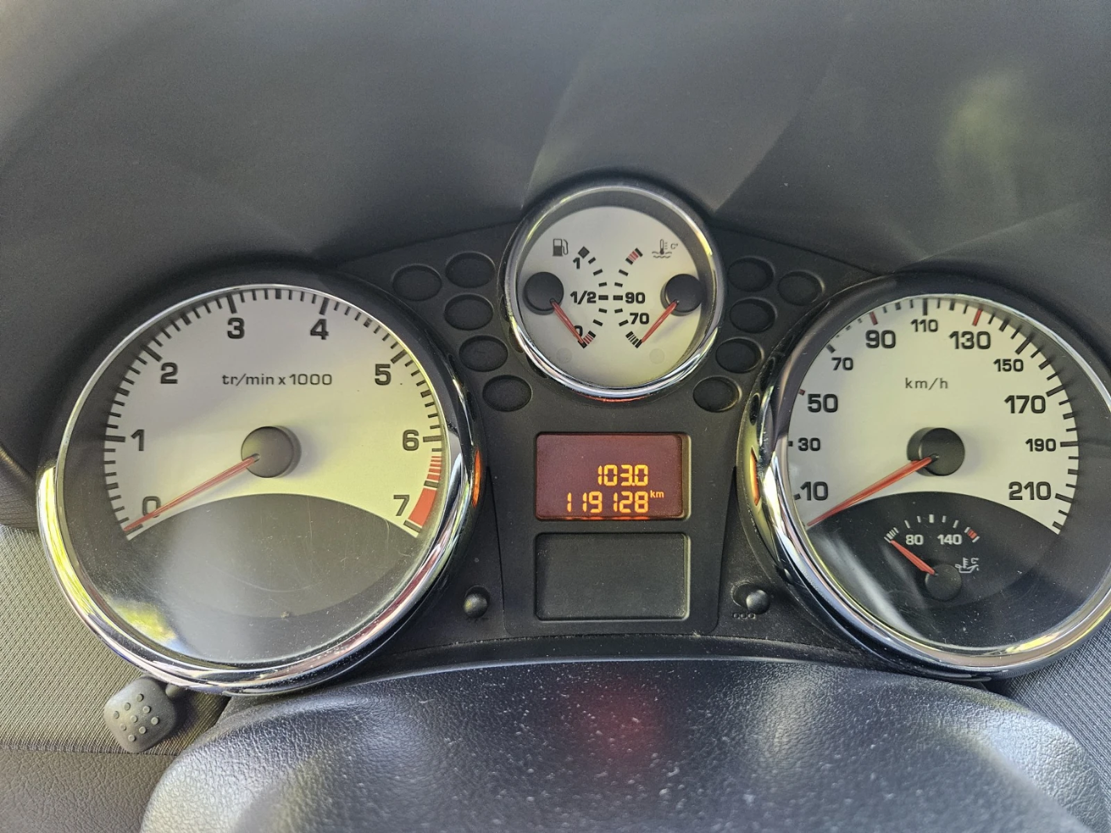 Peugeot 207 Cc - изображение 8