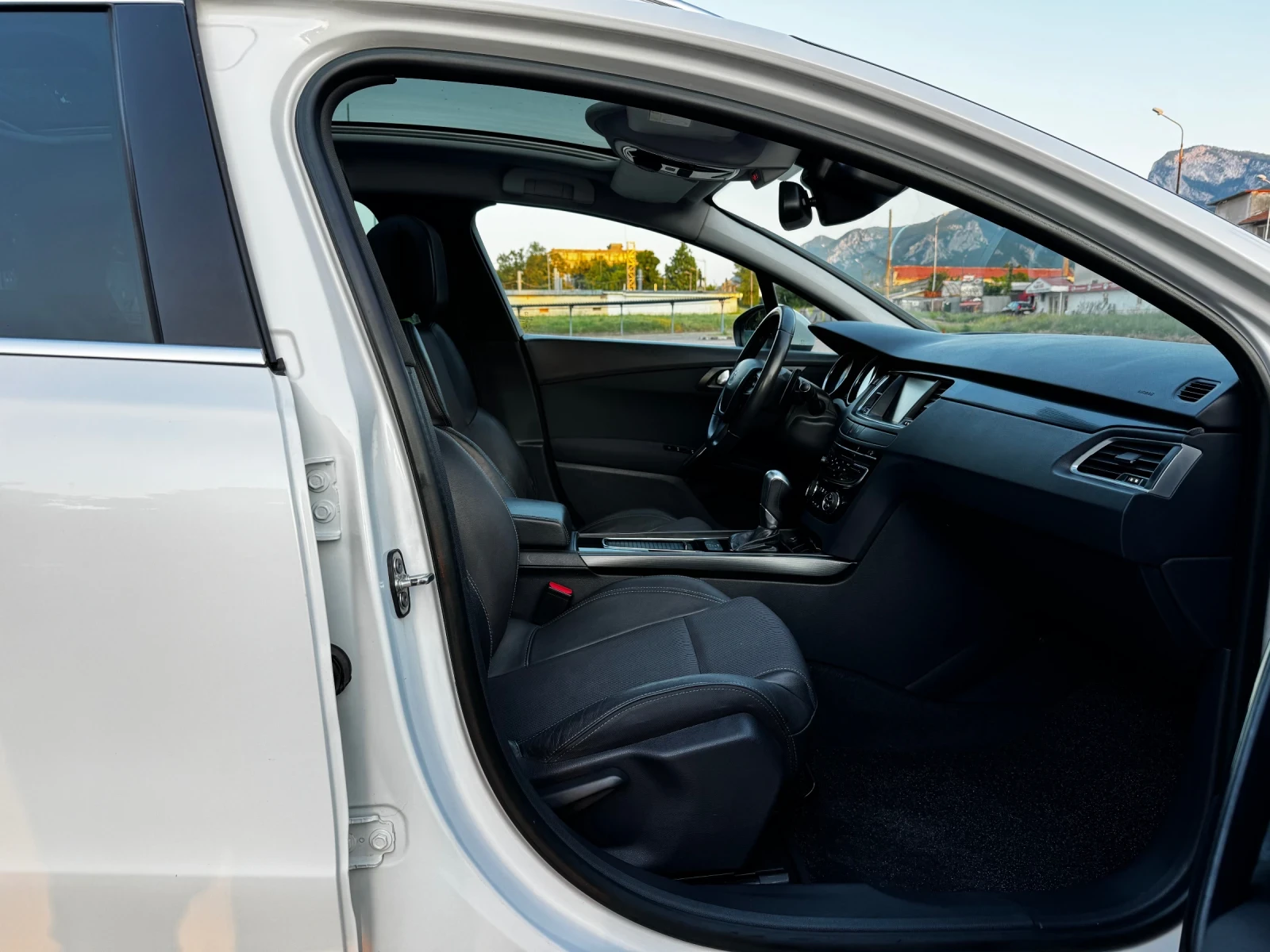 Peugeot 508 2.0BlueHDI/KEYLESS/ПАНОРАМА - изображение 10