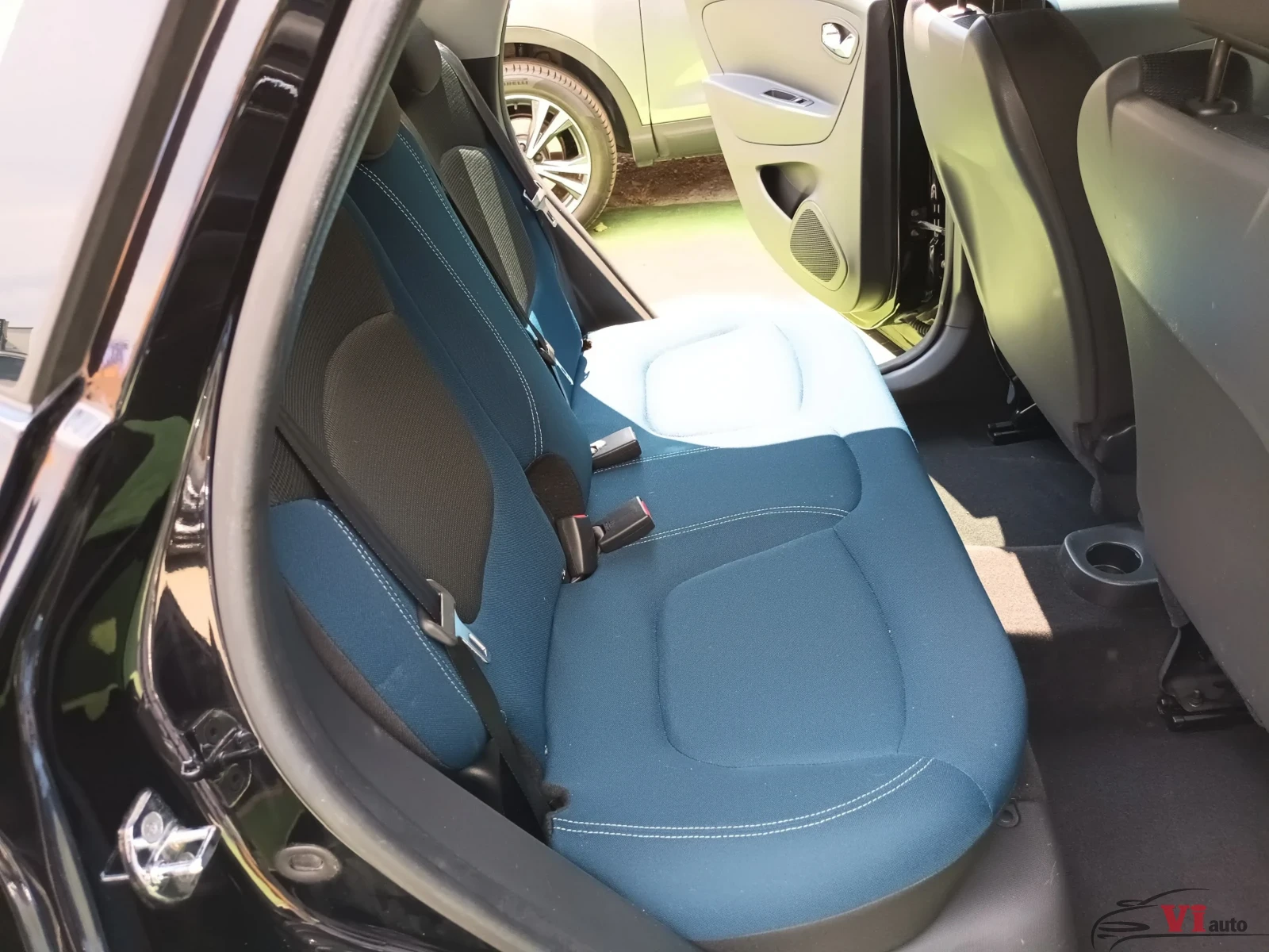 Renault Captur Tce, снимка 17 - Автомобили и джипове - 51454780