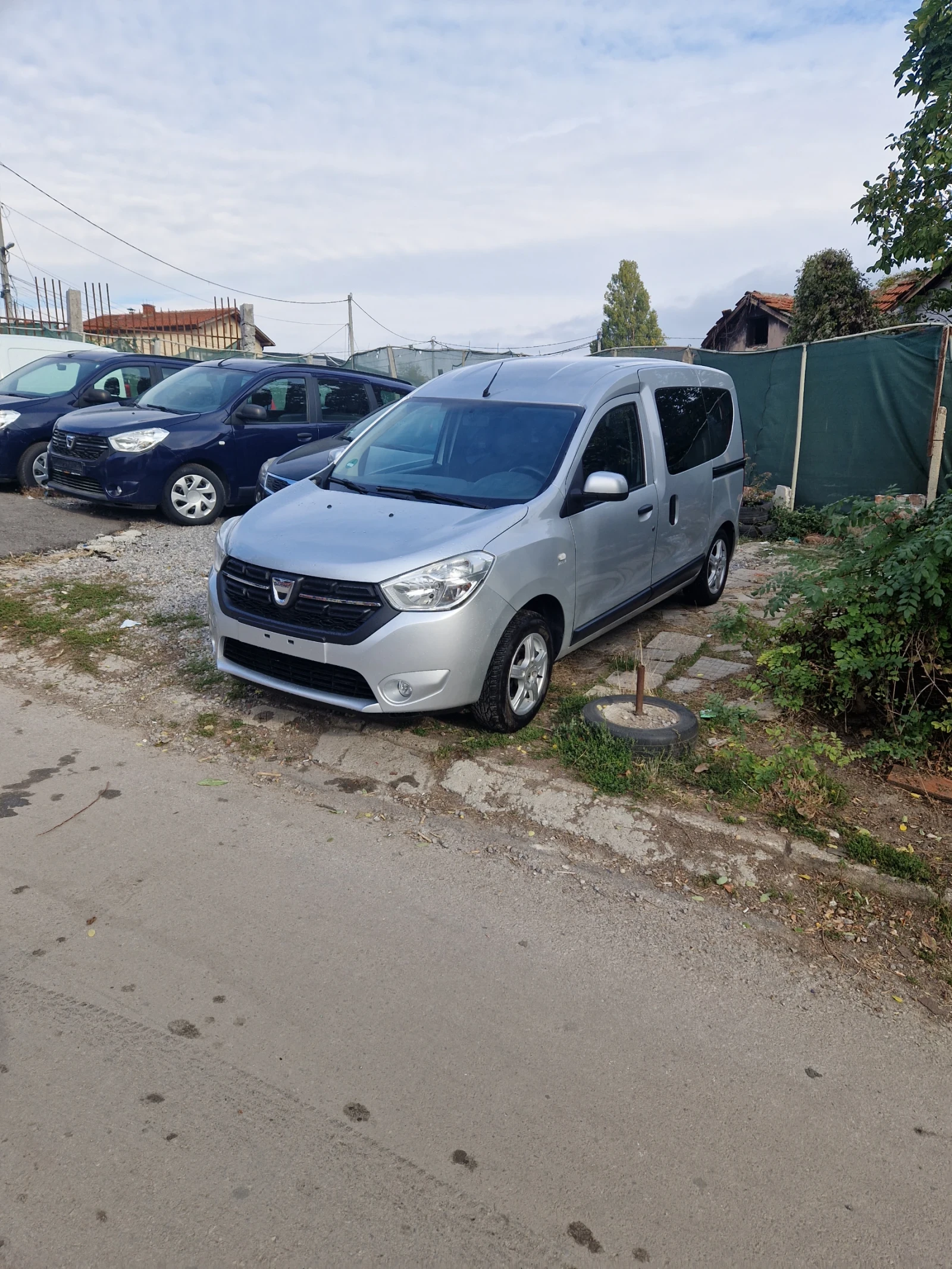 Dacia Dokker 1.6 бензин - изображение 2