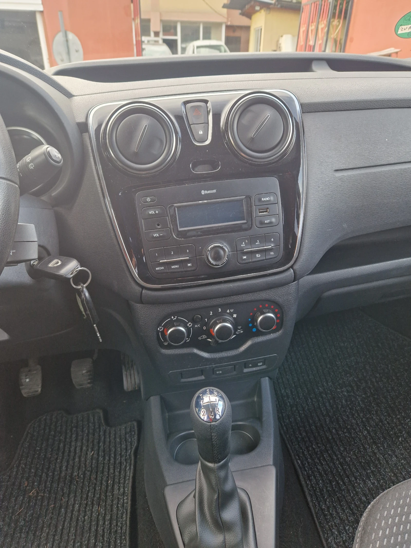 Dacia Dokker 1.6 бензин - изображение 8