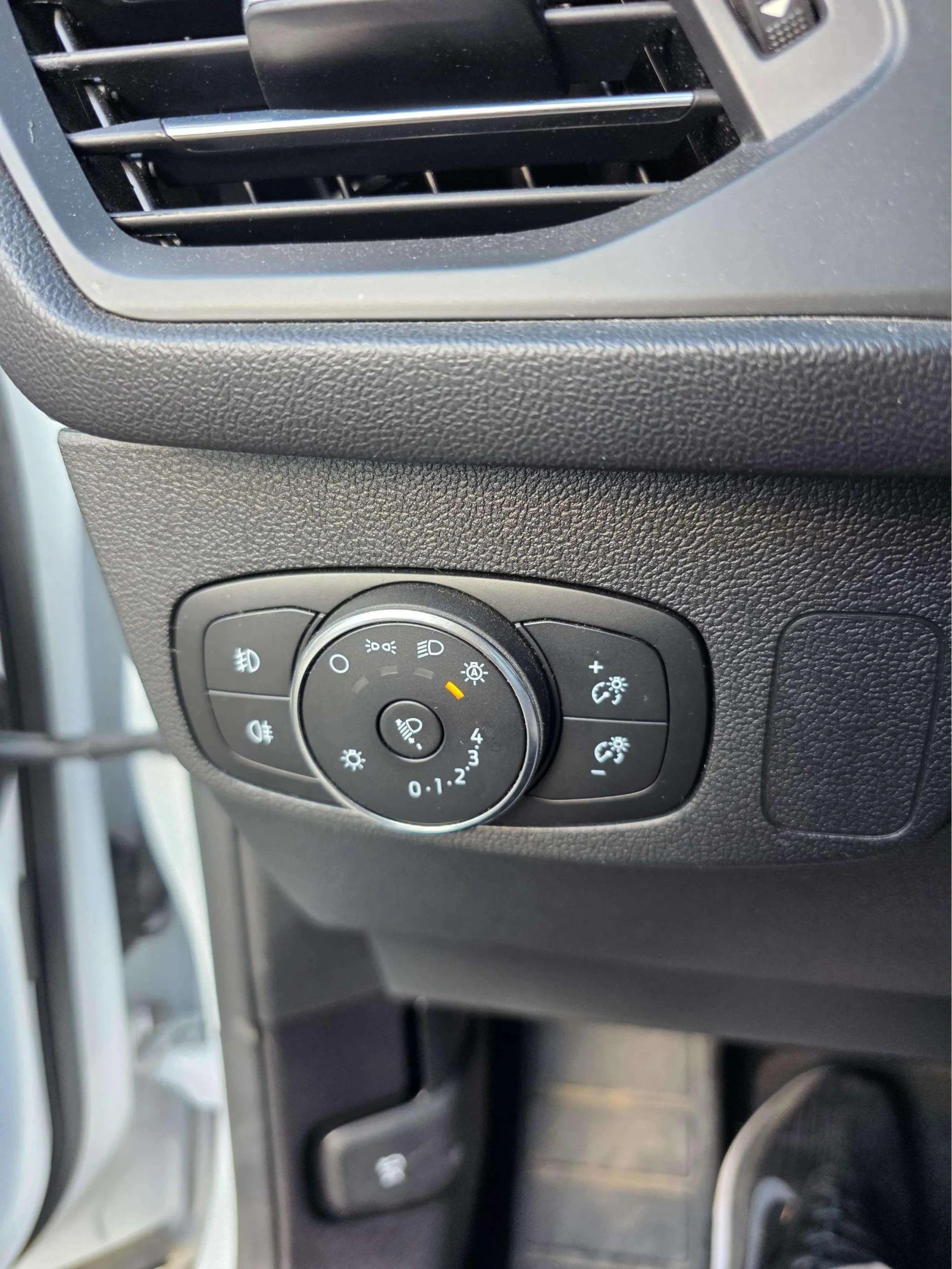 Ford Focus 1.0 EcoBoost | Mobile.bg   12