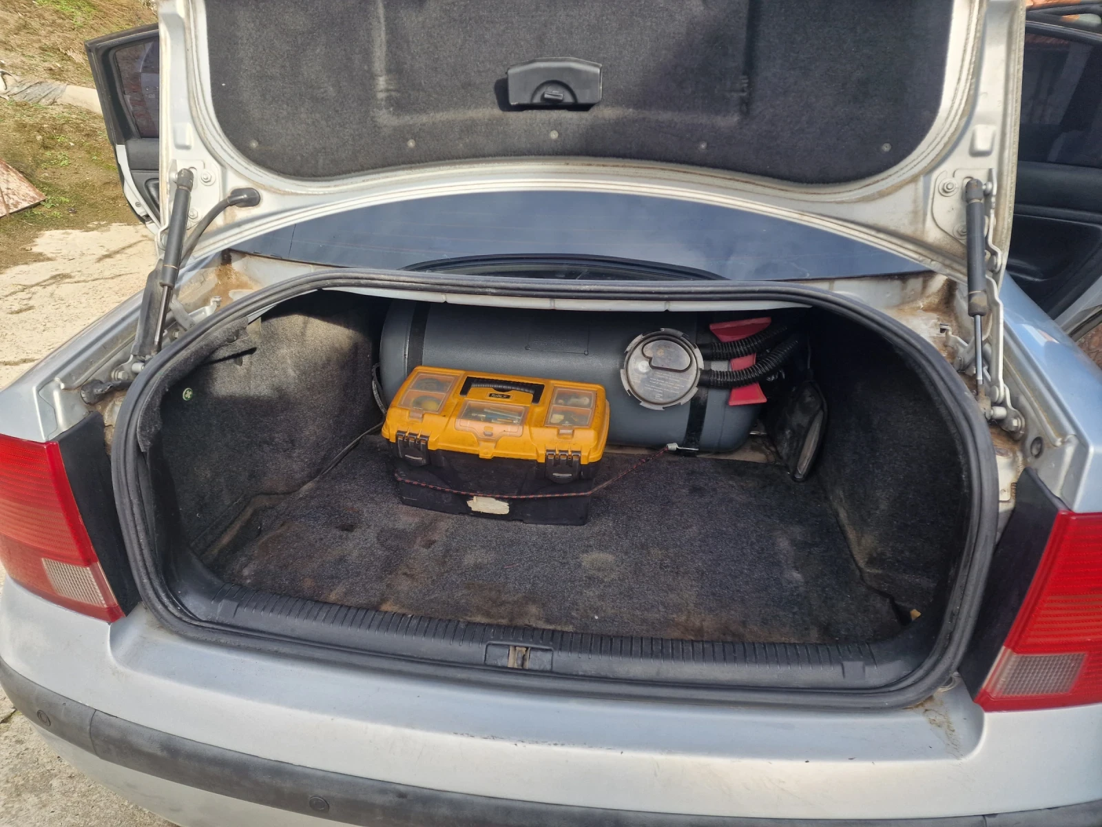 VW Passat | Mobile.bg   9