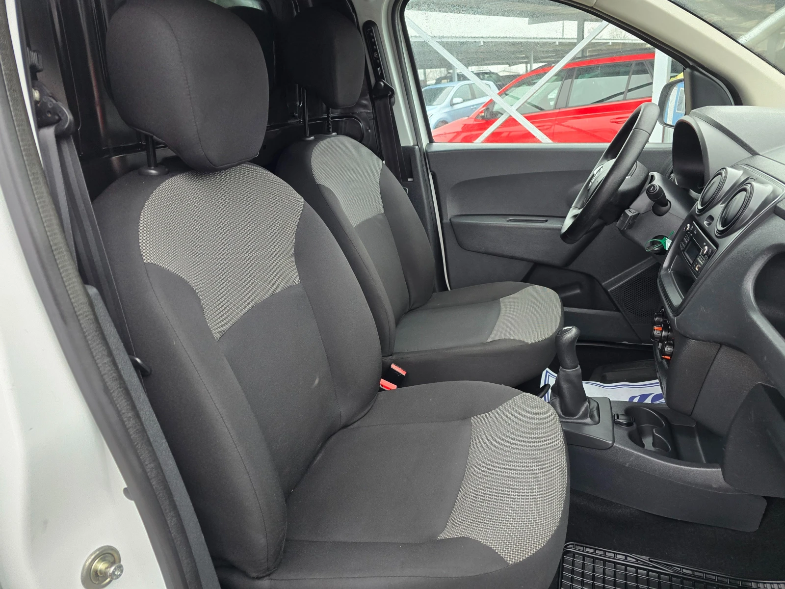 Dacia Dokker 1.5dci EURO 6b ! ! КЛИМАТИК - изображение 10