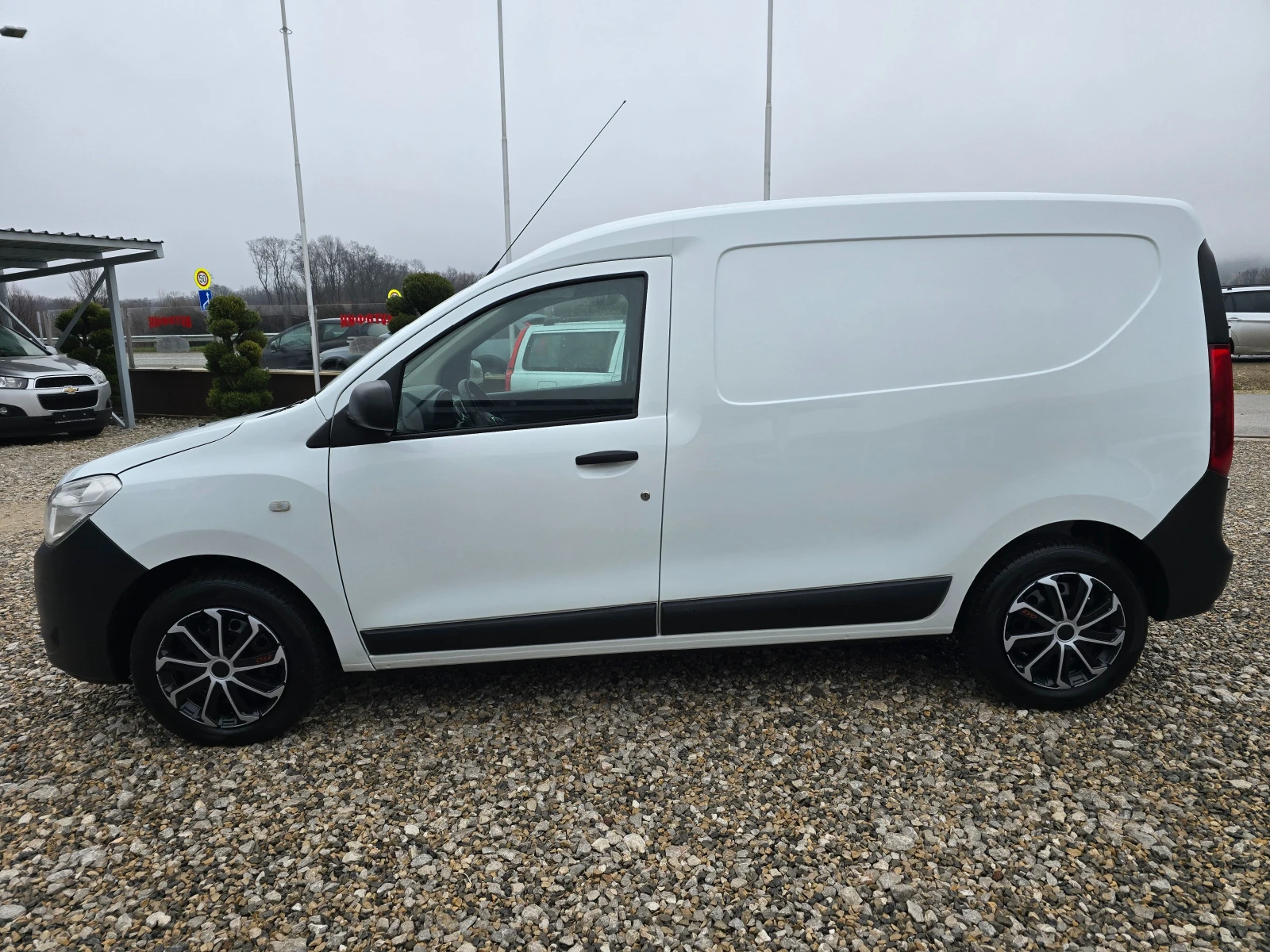 Dacia Dokker 1.5dci EURO 6b ! ! КЛИМАТИК - изображение 2