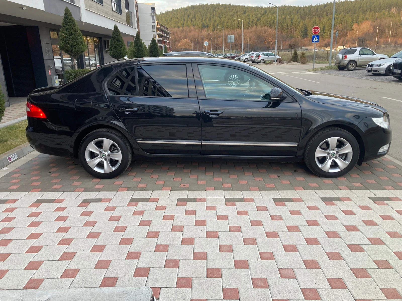 Skoda Superb  - изображение 4