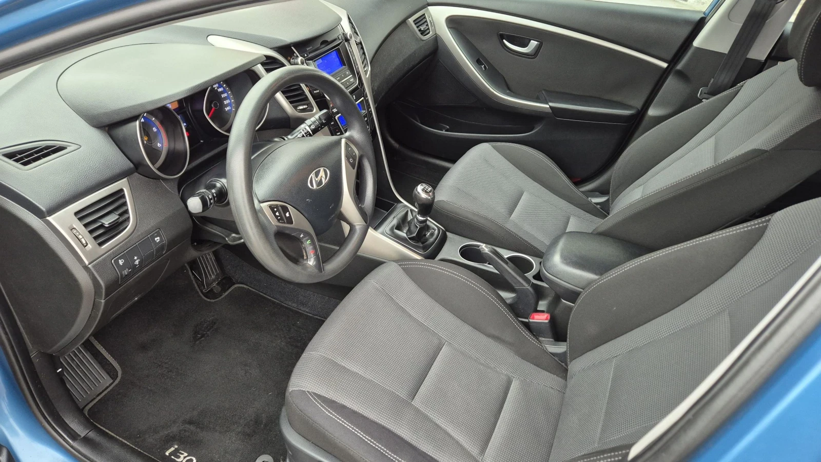 Hyundai I30 1.6CRDI 110�.�* ������* ��������� | Mobile.bg � ����������� 17