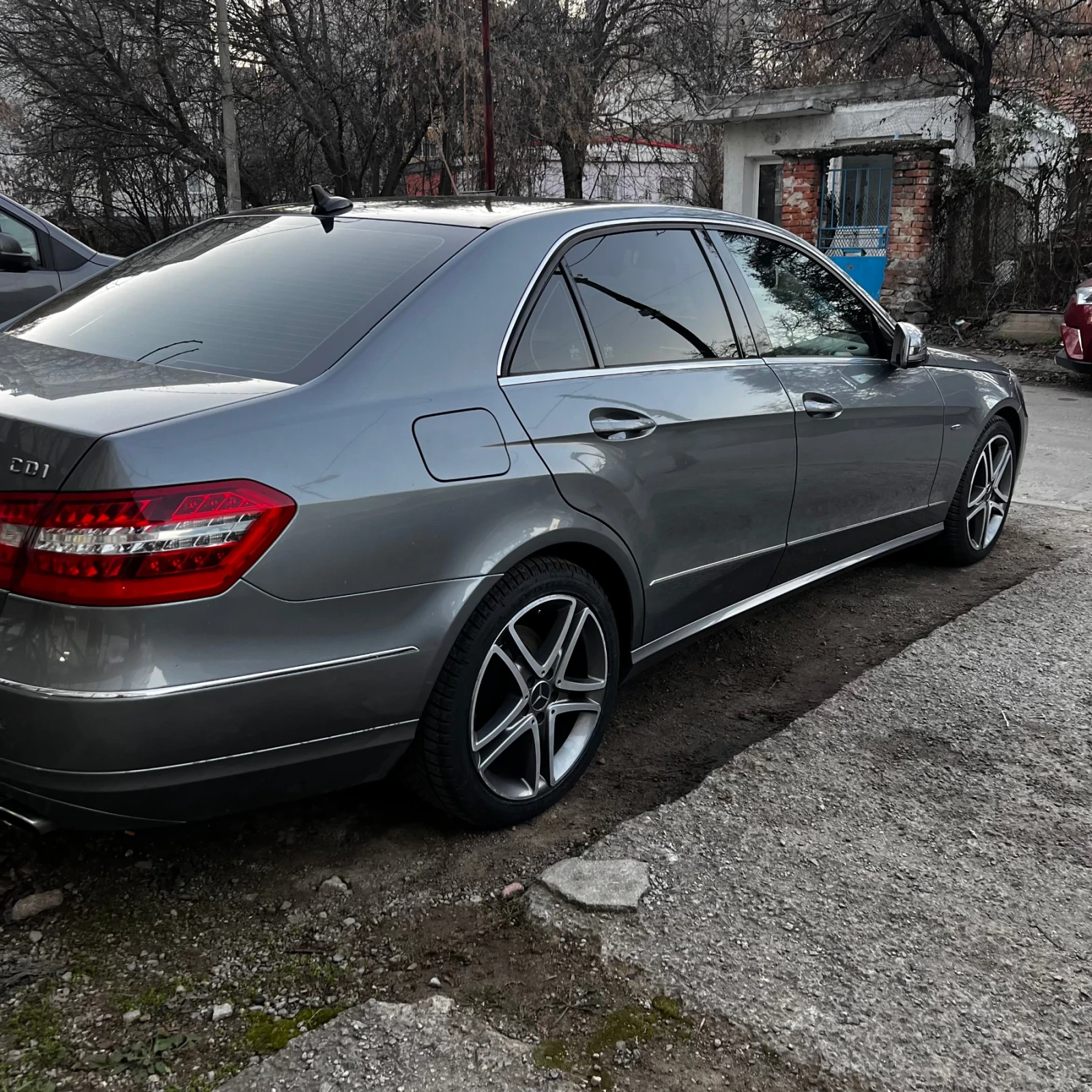Mercedes-Benz E 350 CDI, Обсл, Avantgarde, Dist, BlindSpot, LaneAssist - изображение 6