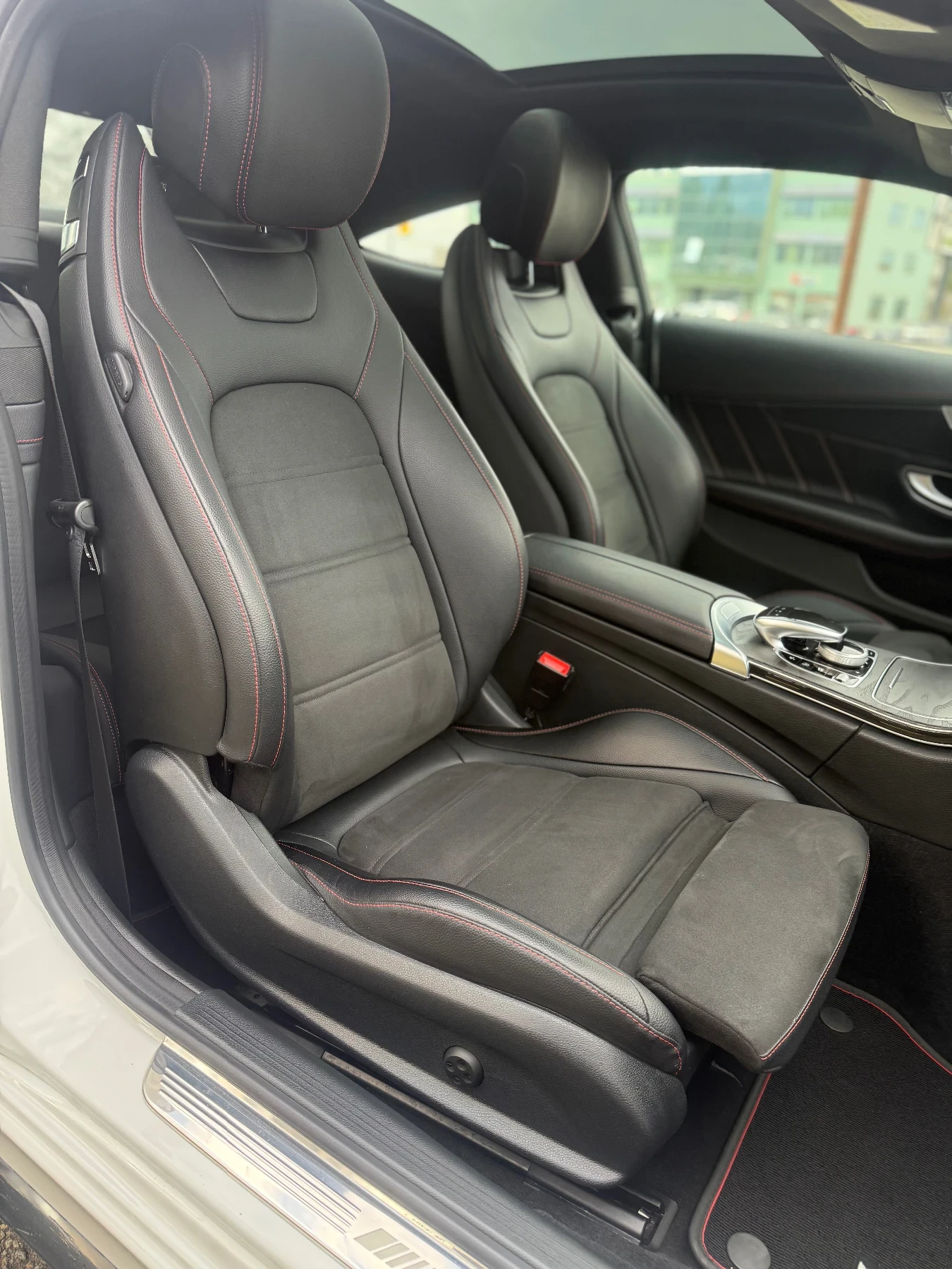 Mercedes-Benz C 43 AMG Night Edition 360* Burmester PPF (ВИДЕОКЛИП), снимка 13 - Автомобили и джипове - 53727870