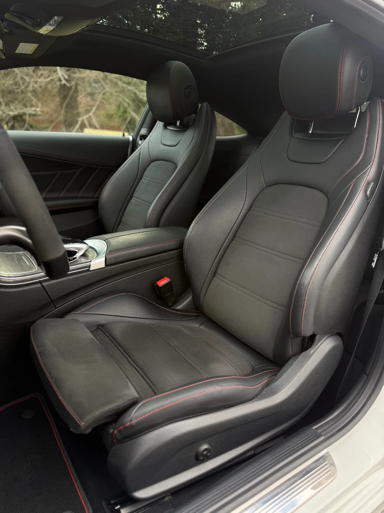 Mercedes-Benz C 43 AMG Night Edition 360* Burmester PPF (ВИДЕОКЛИП), снимка 14 - Автомобили и джипове - 53727870