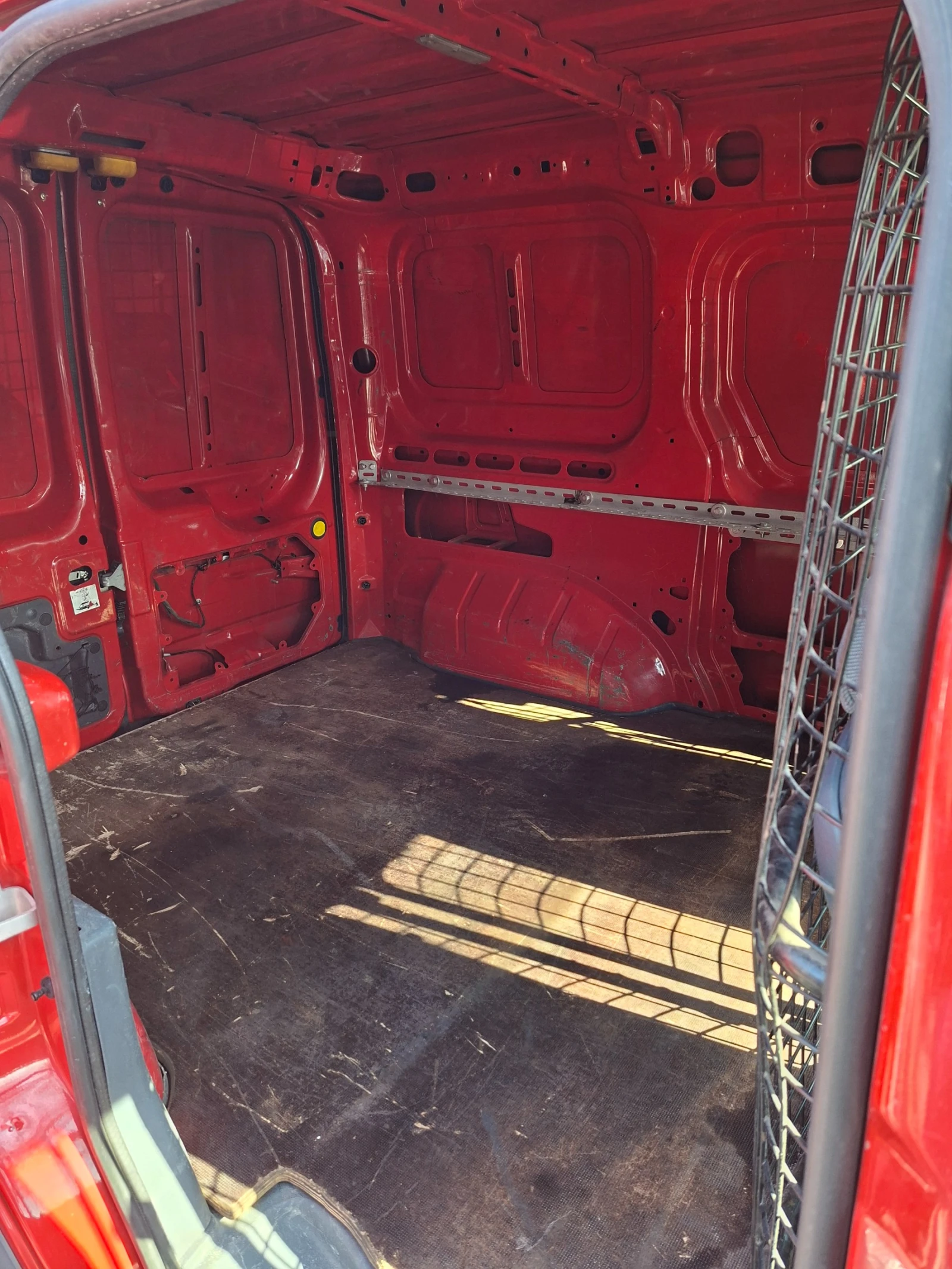 Ford Connect 1.8TDCI* 36м. х 102EUR.* , снимка 6 - Автомобили и джипове - 53746740