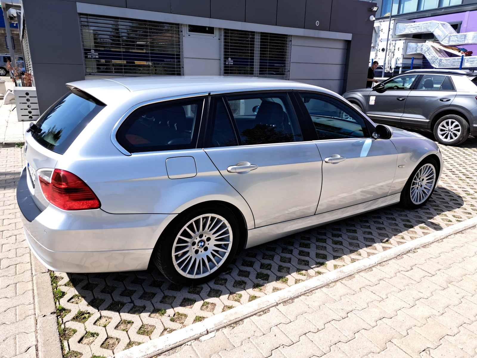 BMW 325 xi, снимка 4 - Автомобили и джипове - 53822839