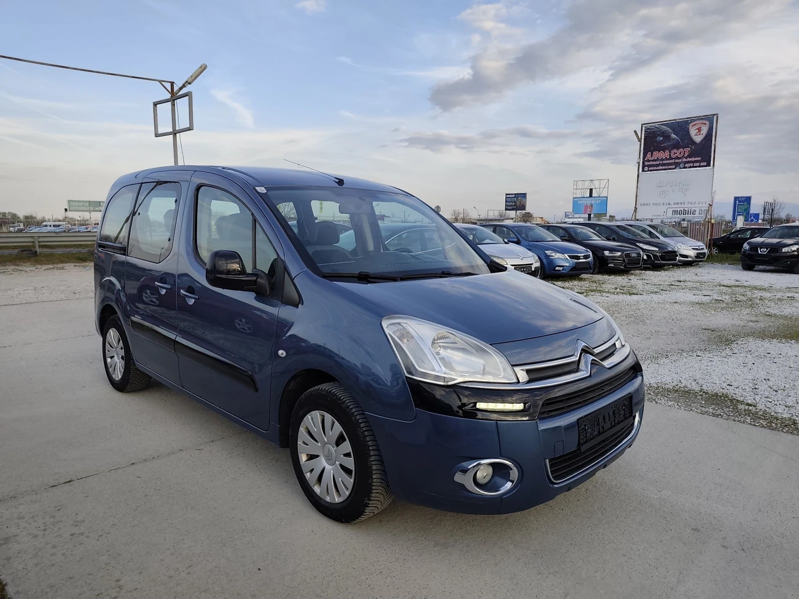 Citroen Berlingo Сервизна книжка , снимка 3 - Автомобили и джипове - 53988606