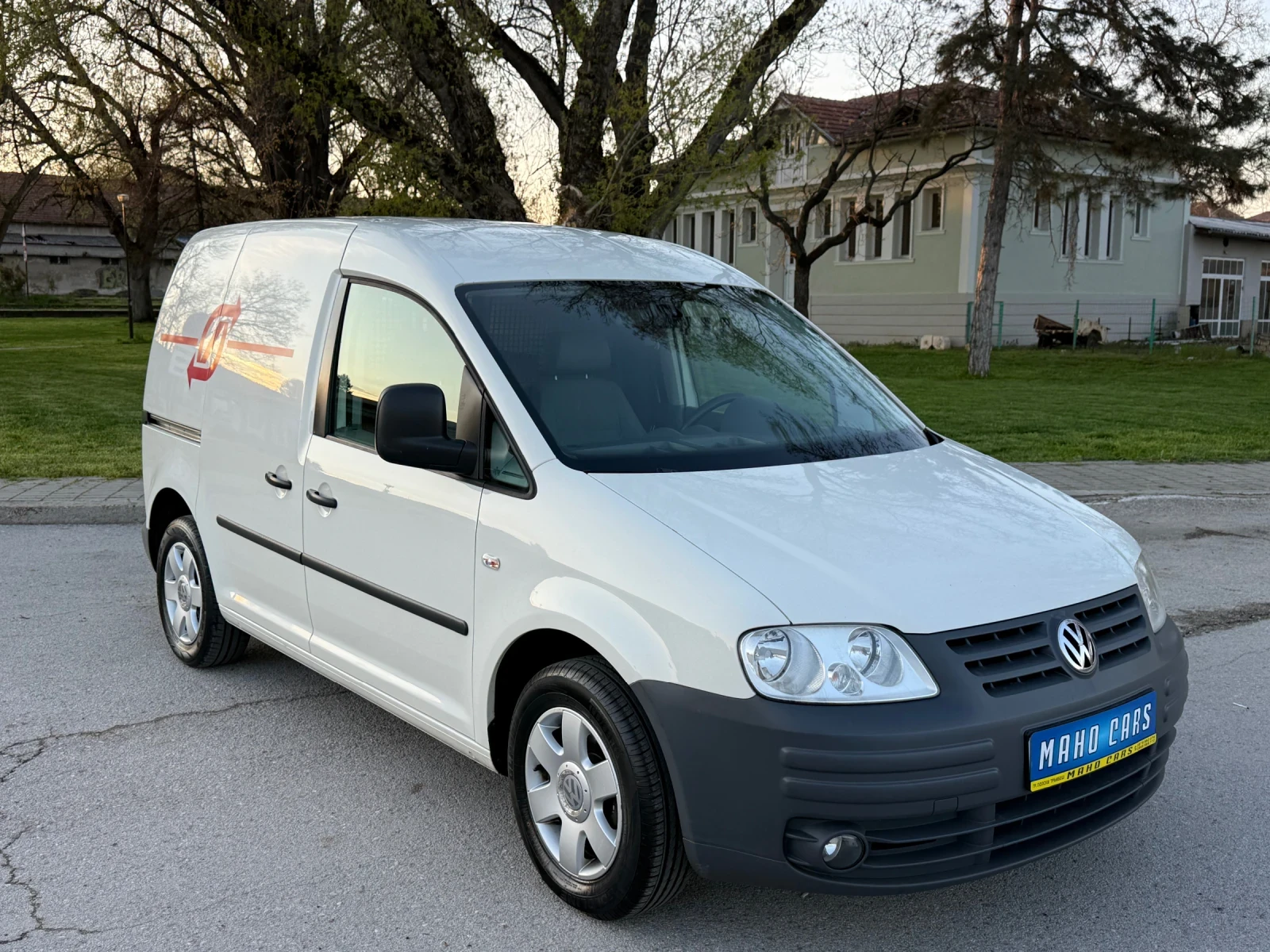 VW Caddy 1.9TDI | Auto.bg — изображение 1