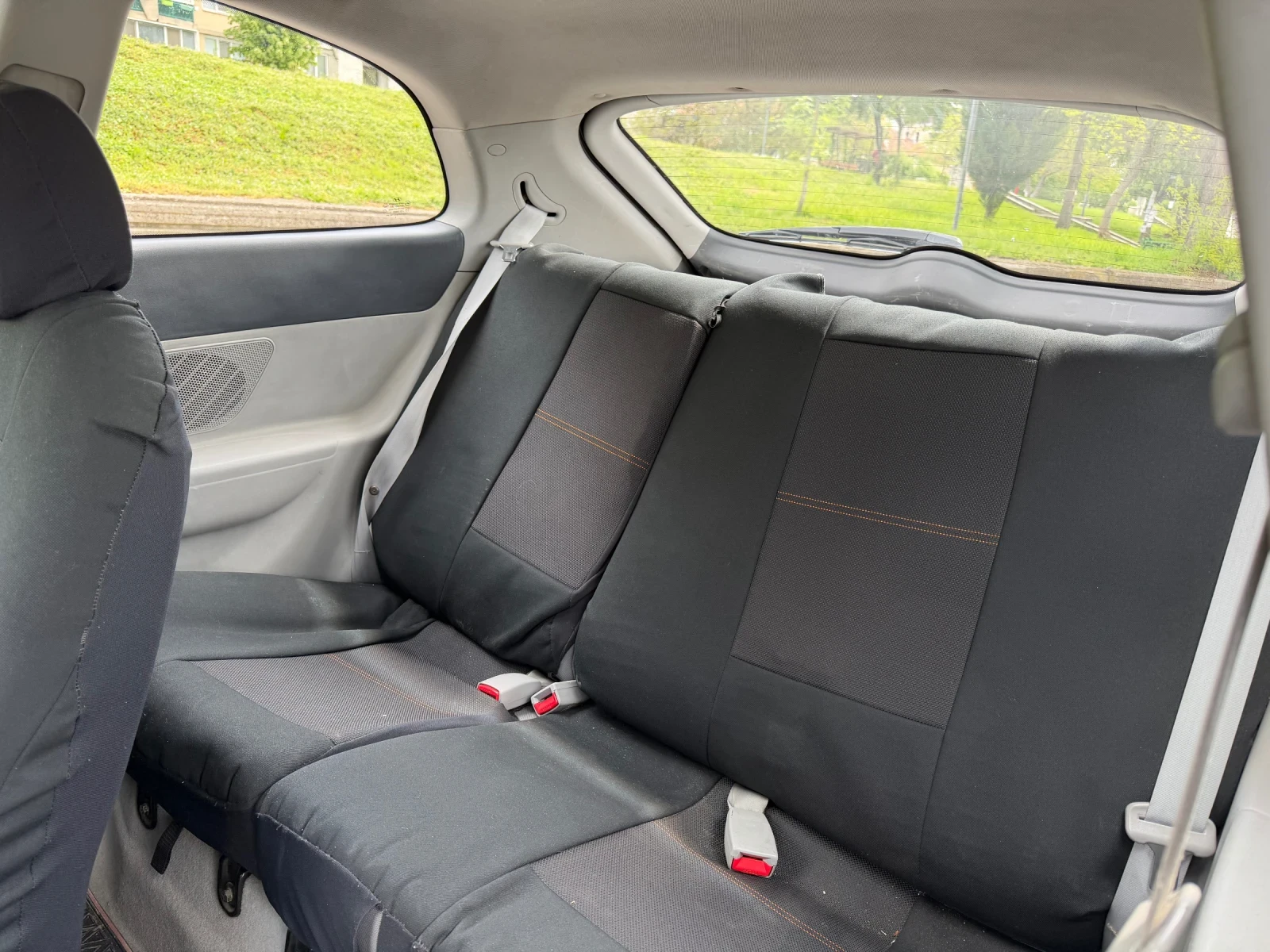 Hyundai Accent 1.5 CRDi, снимка 11 - Автомобили и джипове - 54398499