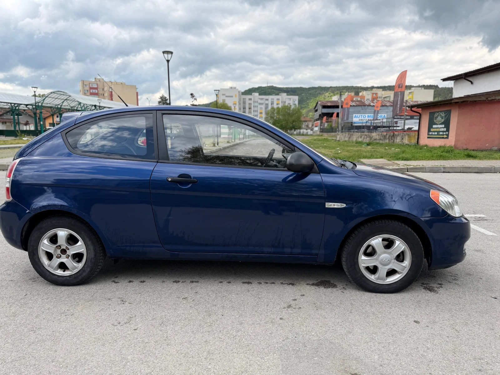 Hyundai Accent 1.5 CRDi, снимка 3 - Автомобили и джипове - 54398499