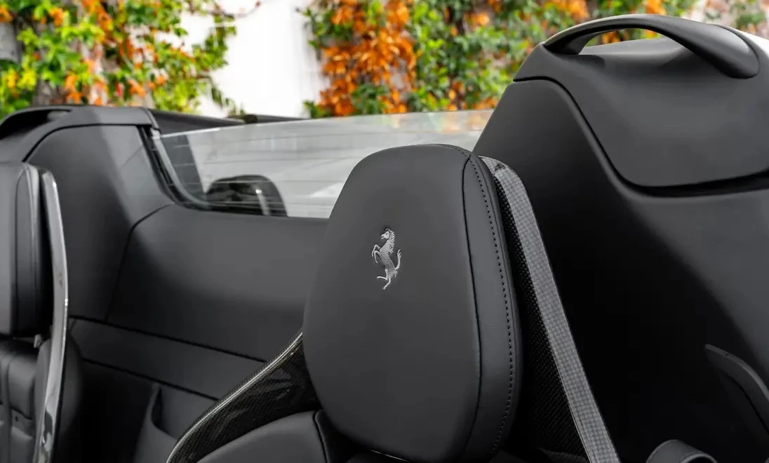 Ferrari SF 90 Spider Fiorano All Carbon, снимка 13 - Автомобили и джипове - 54407085