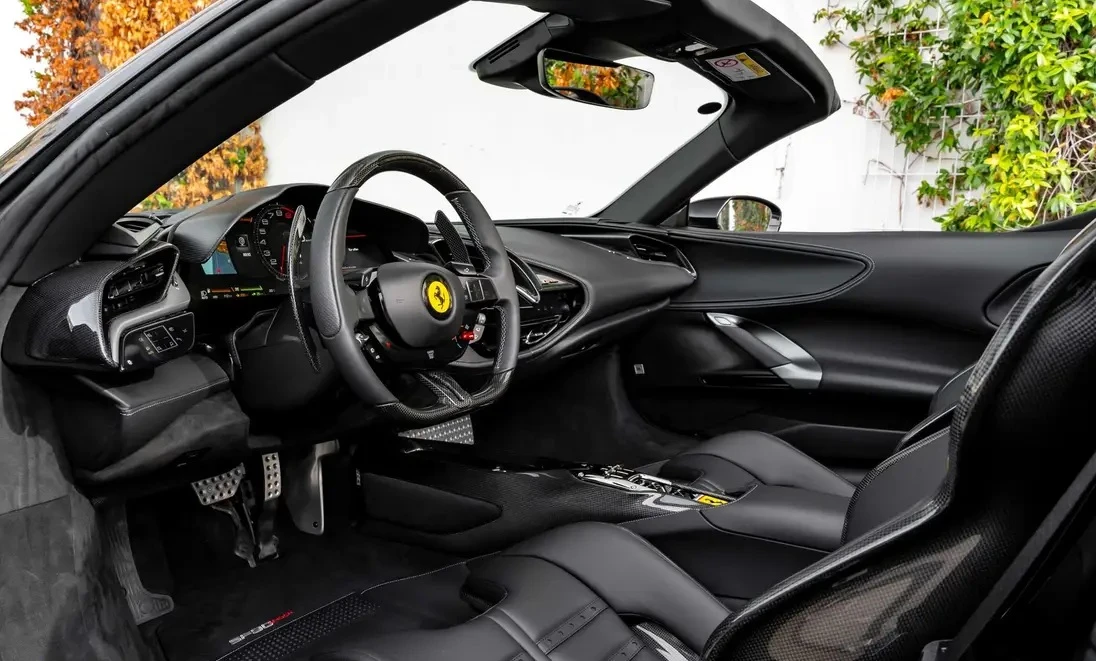 Ferrari SF 90 Spider Fiorano All Carbon, снимка 11 - Автомобили и джипове - 54407085