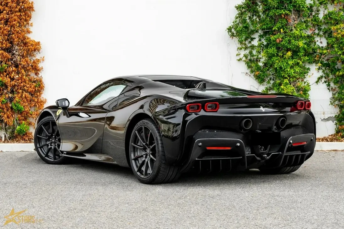 Ferrari SF 90 Spider Fiorano All Carbon, снимка 6 - Автомобили и джипове - 54407085