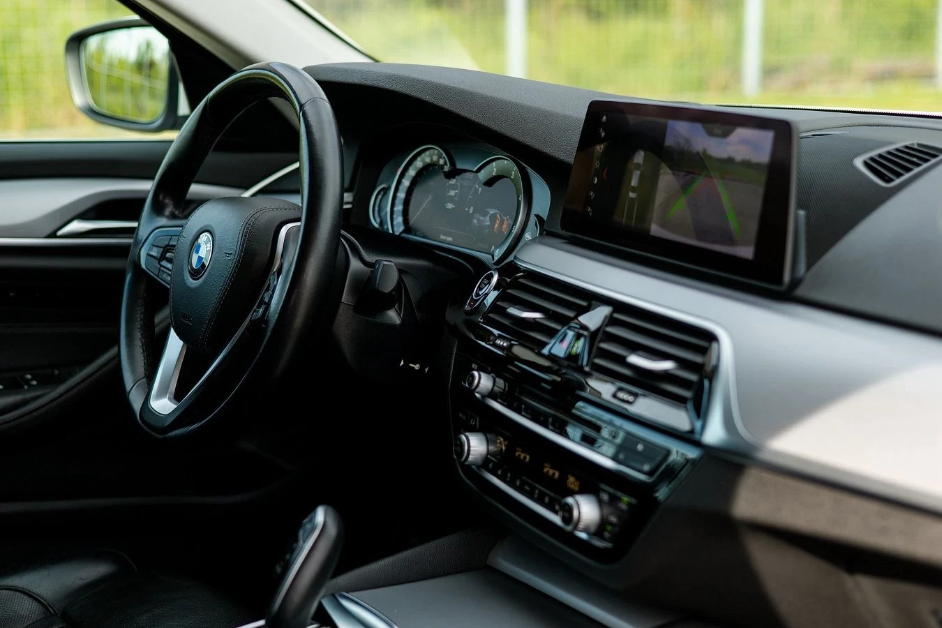 BMW 520 G30, снимка 10 - Автомобили и джипове - 54541283
