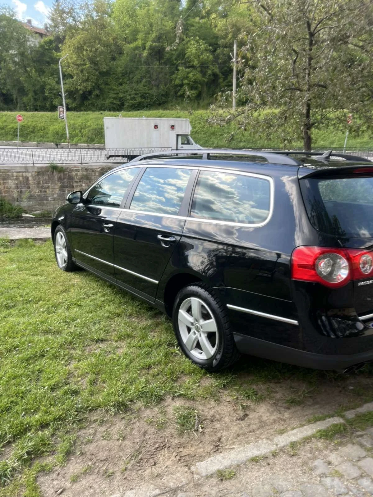 VW Passat 2.0 TDI 140кс, Комби, Употребяван, нов внос, снимка 3 - Автомобили и джипове - 54621403