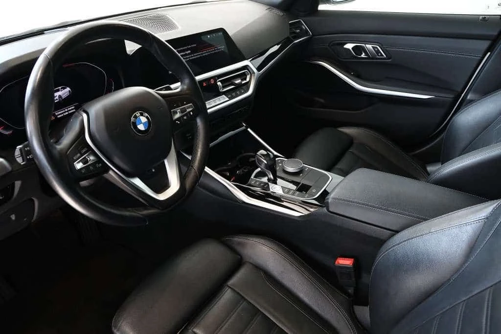 BMW 330 * CARFAX * ЦЕНА ДО БГ, снимка 8 - Автомобили и джипове - 54756964