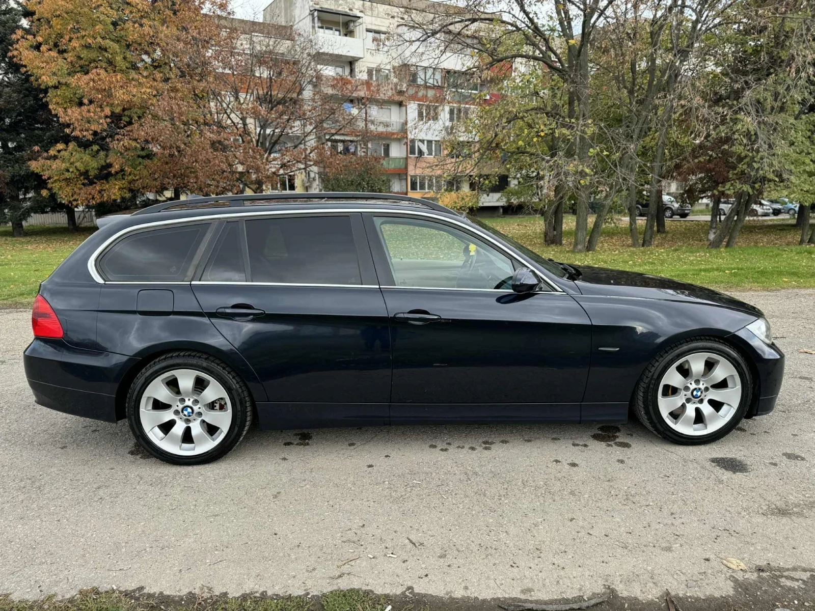 BMW 330, снимка 7 - Автомобили и джипове - 54858175