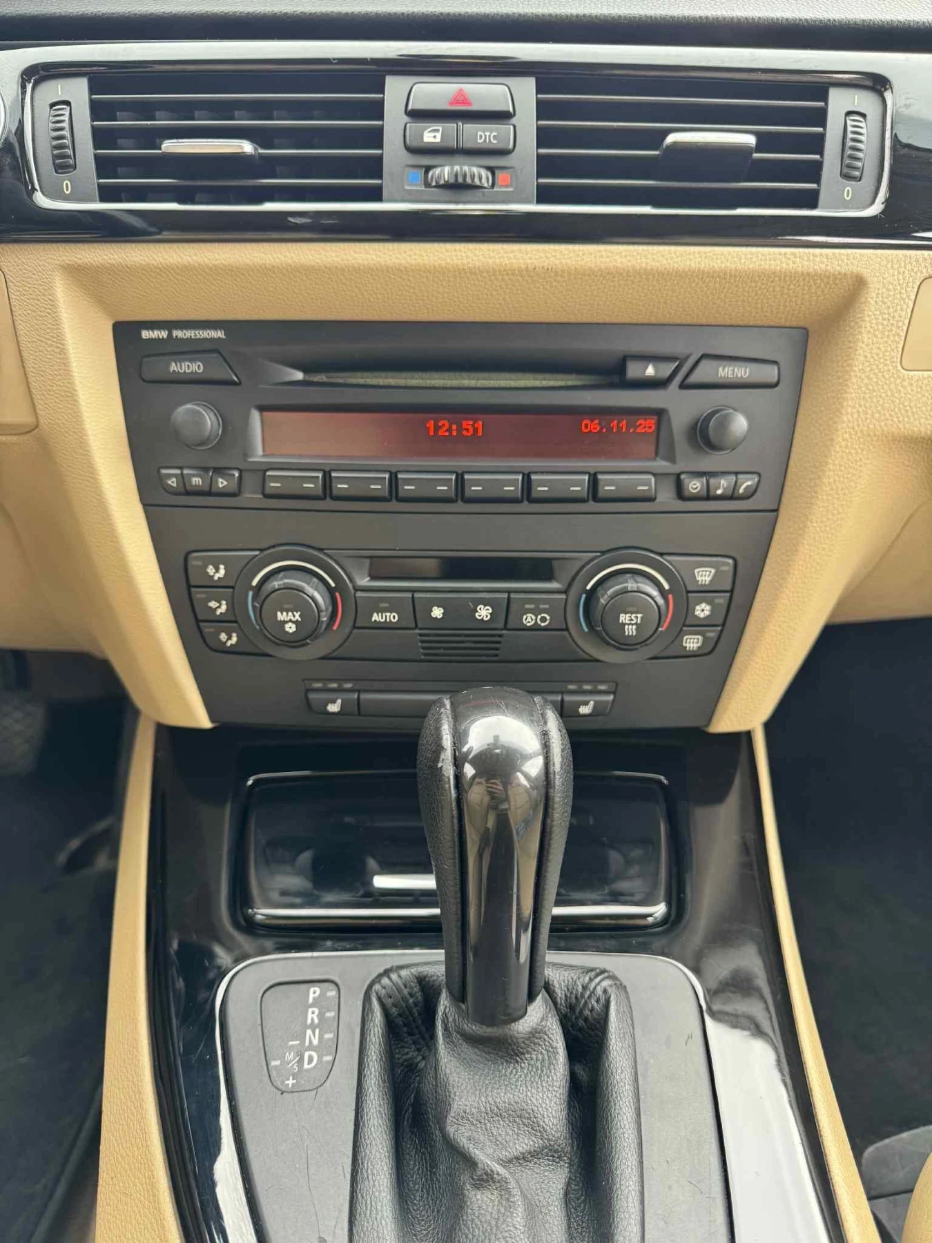 BMW 330, снимка 13 - Автомобили и джипове - 54858175