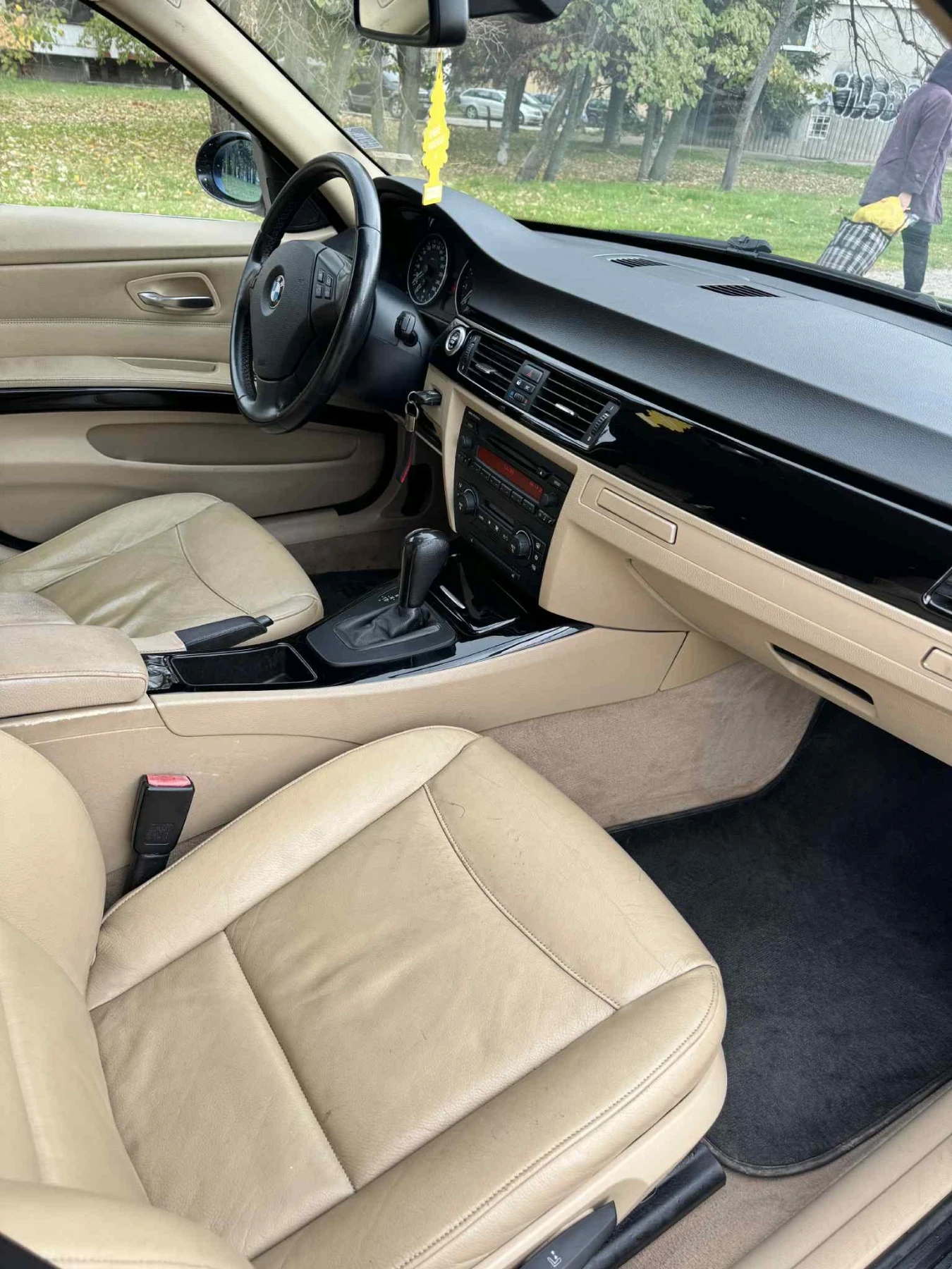 BMW 330, снимка 12 - Автомобили и джипове - 54858175