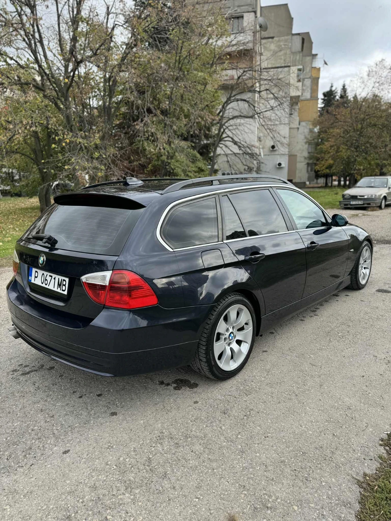 BMW 330, снимка 5 - Автомобили и джипове - 54858175