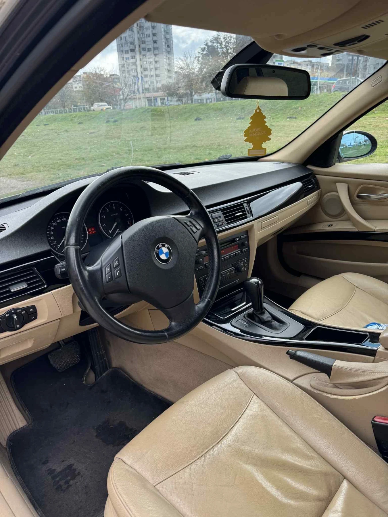 BMW 330, снимка 14 - Автомобили и джипове - 54858175