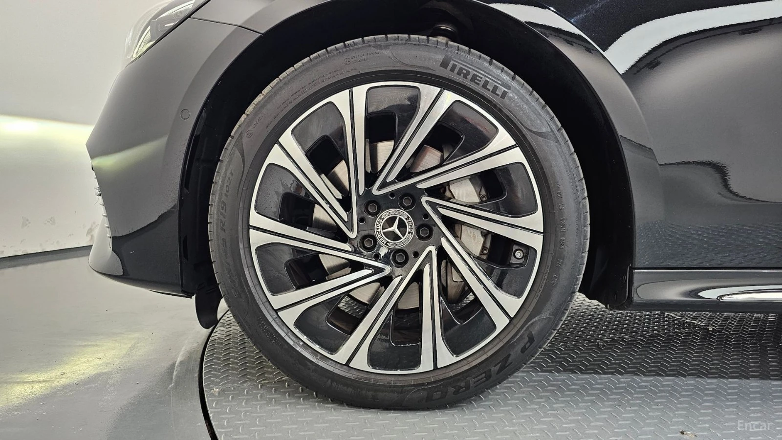 Mercedes-Benz E 300 EXCLUSIVE| HUD| 360| �����| MEMORY| SUNROOF | Mobile.bg � ����������� 5
