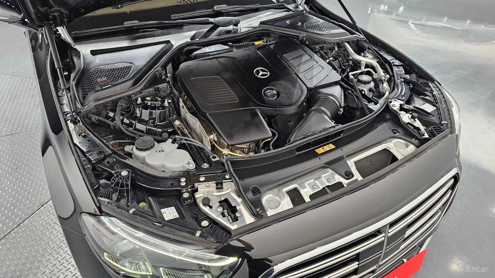 Mercedes-Benz E 300 EXCLUSIVE| HUD| 360| �����| MEMORY| SUNROOF | Mobile.bg � ����������� 6