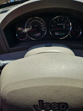 Jeep Grand cherokee Ладеро, снимка 2