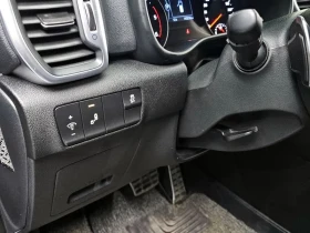 Kia Sportage 2.0 CRDi 4WD, снимка 14