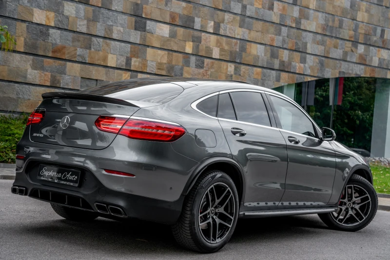 Mercedes-Benz GLC 220 d* 4MATIC* AMG* 9G* COUPE* CARBON* BURMESTER* NEW, снимка 5 - Автомобили и джипове - 47084297