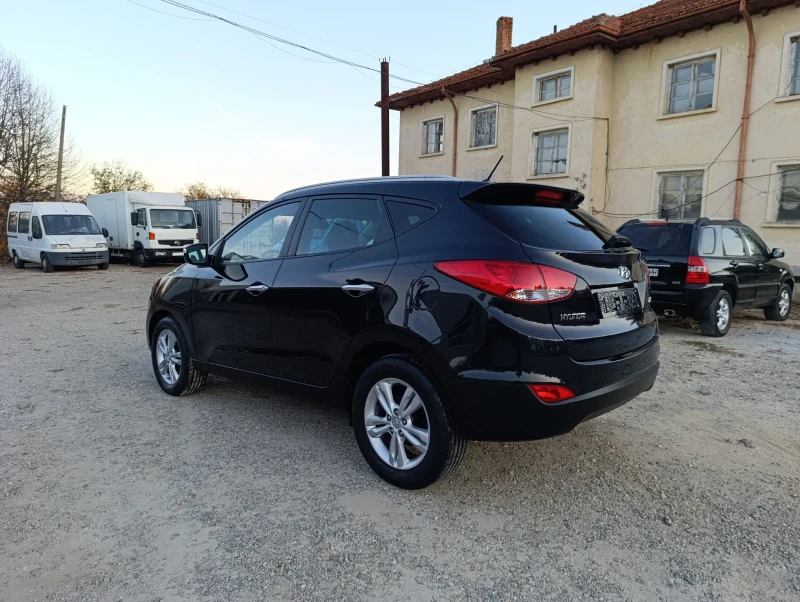 Hyundai IX35 2.0i газ, снимка 7 - Автомобили и джипове - 48047722