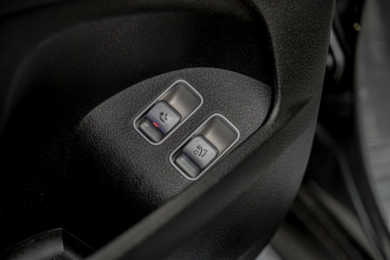 Mercedes-Benz GLS 400 AMG/6+ 1/Burmester/Обдухване/Панорама/Камера360, снимка 9 - Автомобили и джипове - 50368592