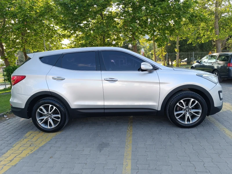 Hyundai Santa fe .2.2D. 197k.c.4х4. 7 места.Full Реални км., снимка 7 - Автомобили и джипове - 50728632