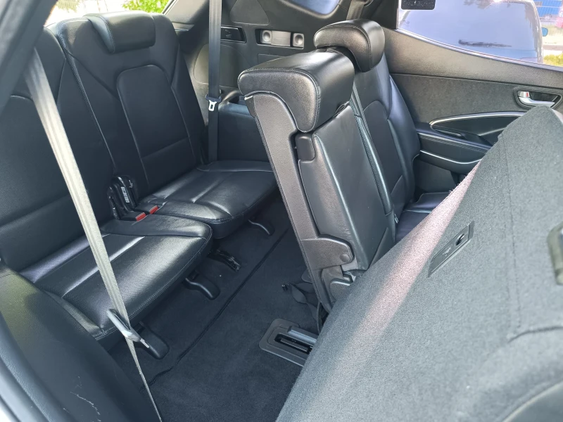 Hyundai Santa fe .2.2D. 197k.c.4х4. 7 места.Full Реални км., снимка 9 - Автомобили и джипове - 50728632